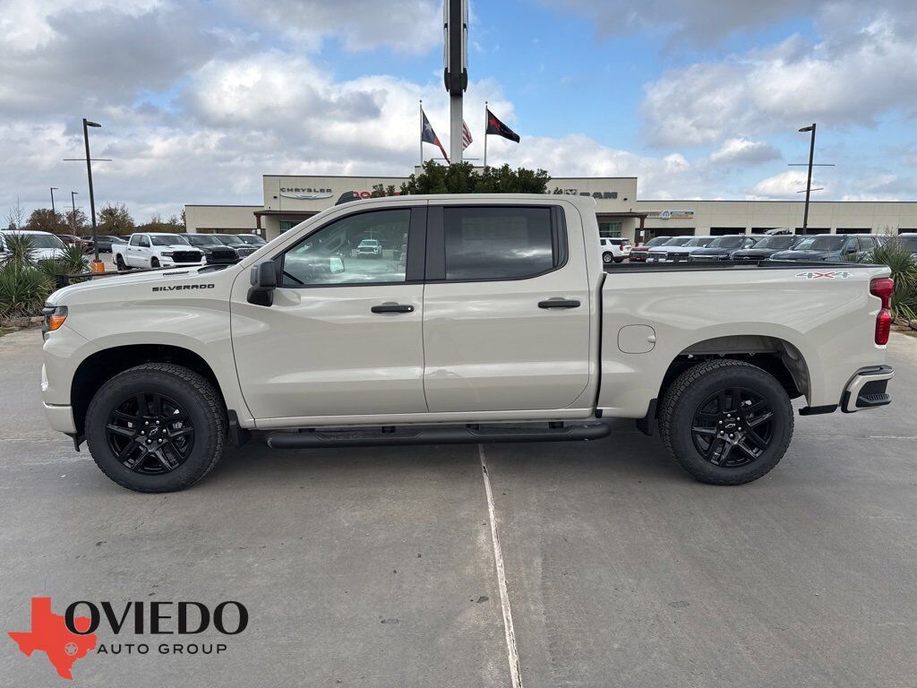 2026 CHEVROLET Silverado