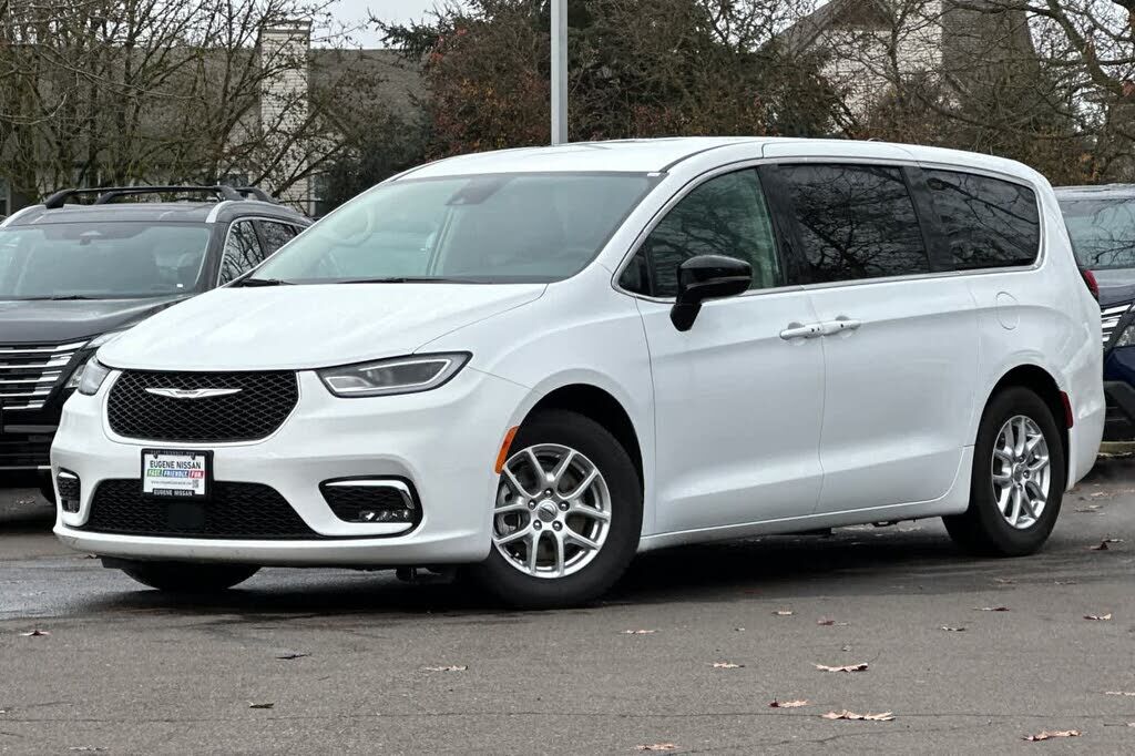 2024 CHRYSLER Pacifica