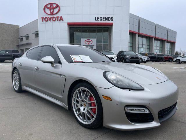 2013 PORSCHE Panamera