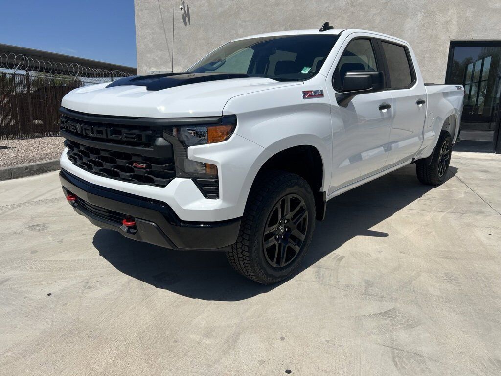 2025 CHEVROLET Silverado