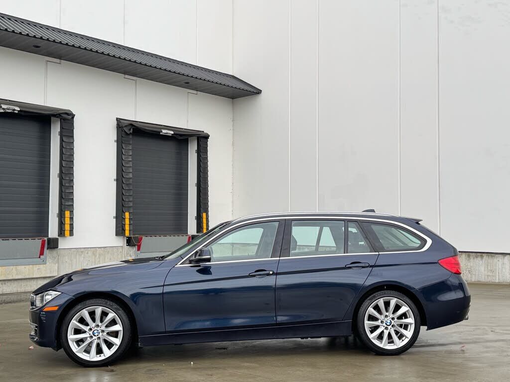 BMW 328i