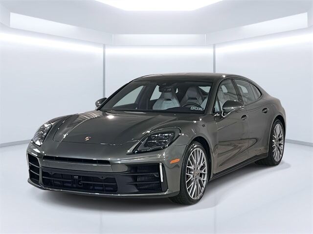 2025 PORSCHE Panamera