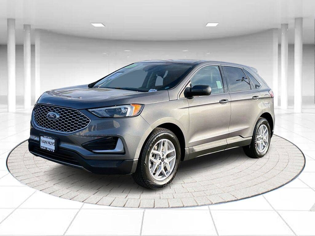 2023 FORD Edge