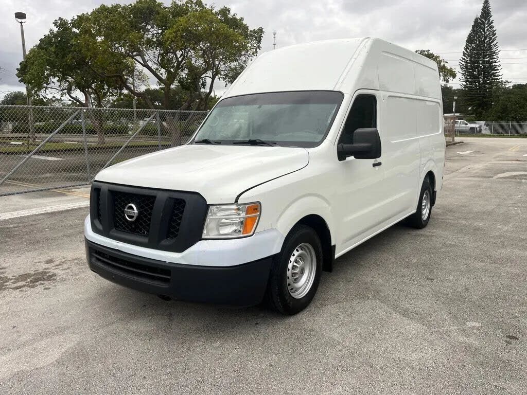 Nissan NV