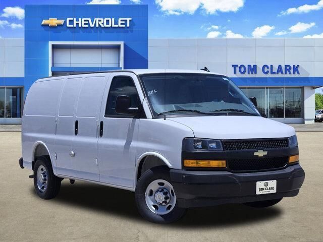 2025 CHEVROLET Express