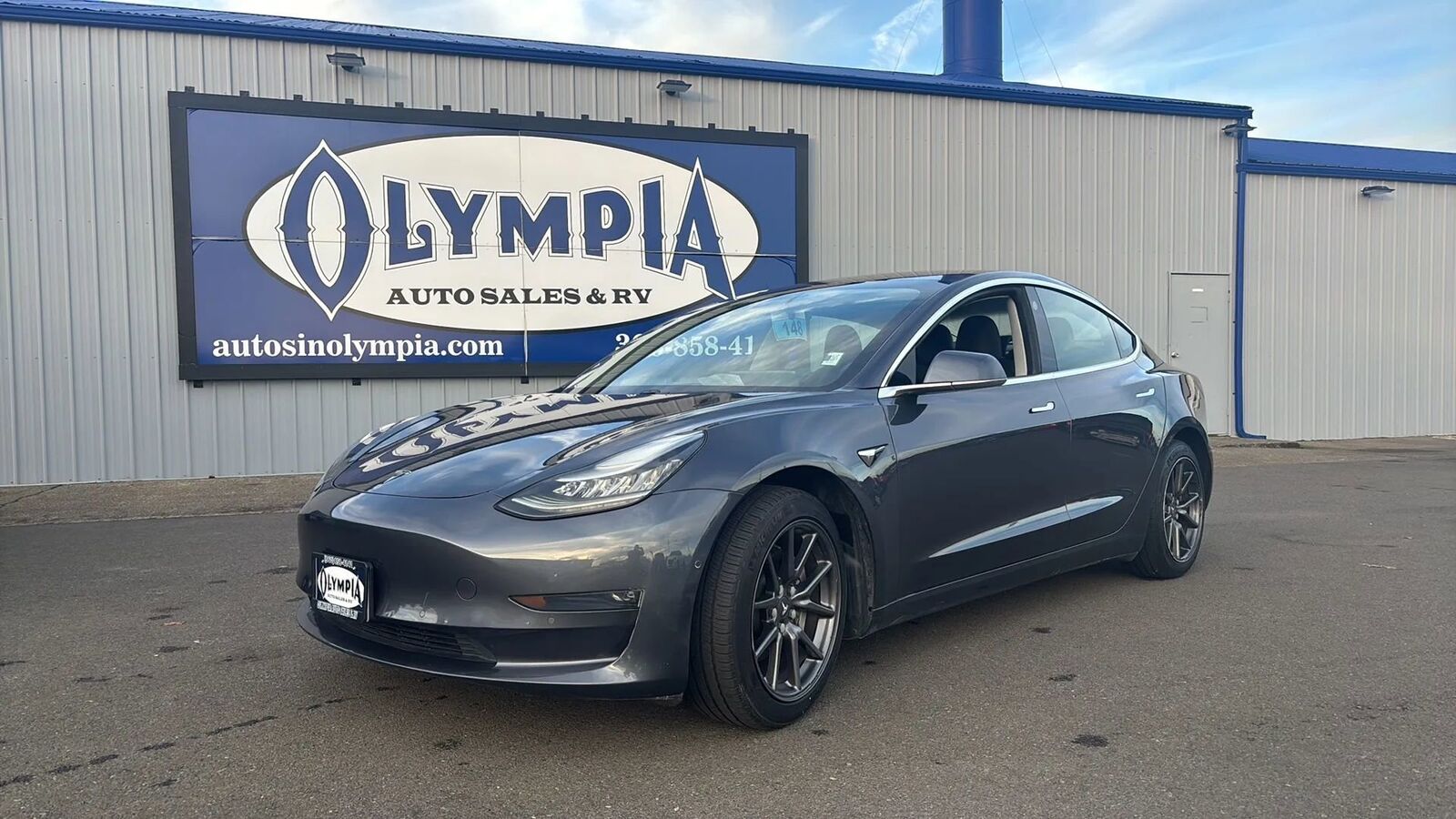 2018 TESLA Model 3