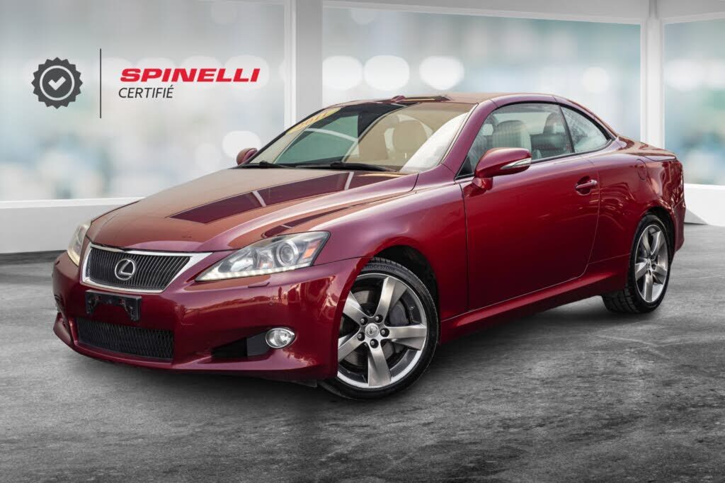 Lexus IS