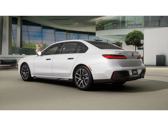 2026 BMW 740i