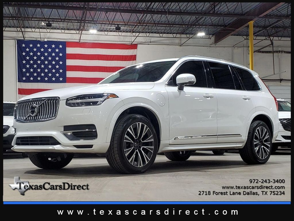 2021 VOLVO XC90
