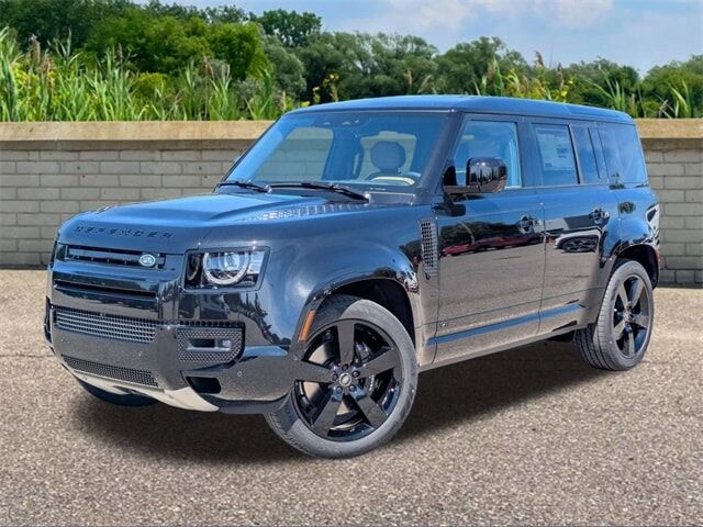 2025 LAND ROVER Defender