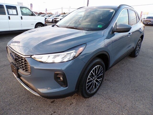 2026 FORD Escape