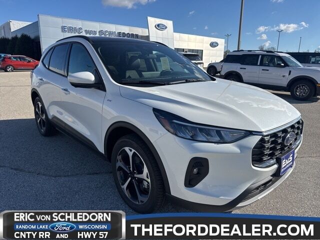 2026 FORD Escape