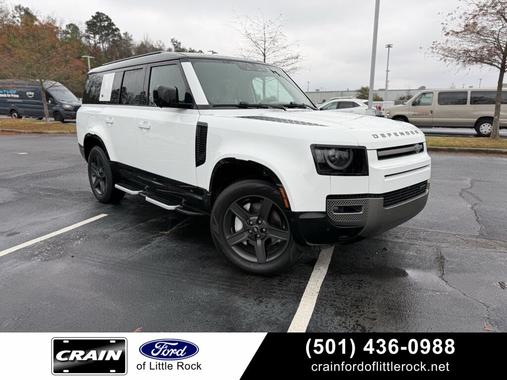 2023 LAND ROVER Defender