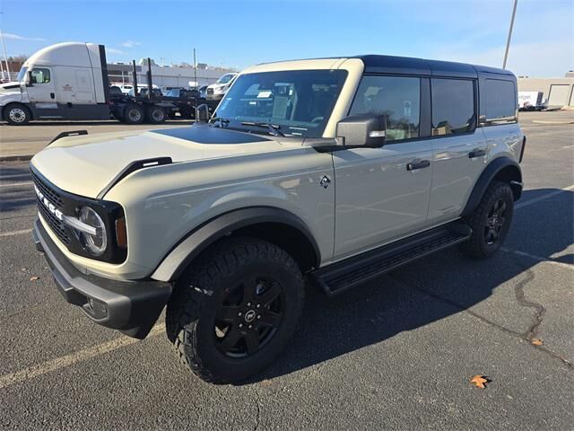 2025 FORD Bronco