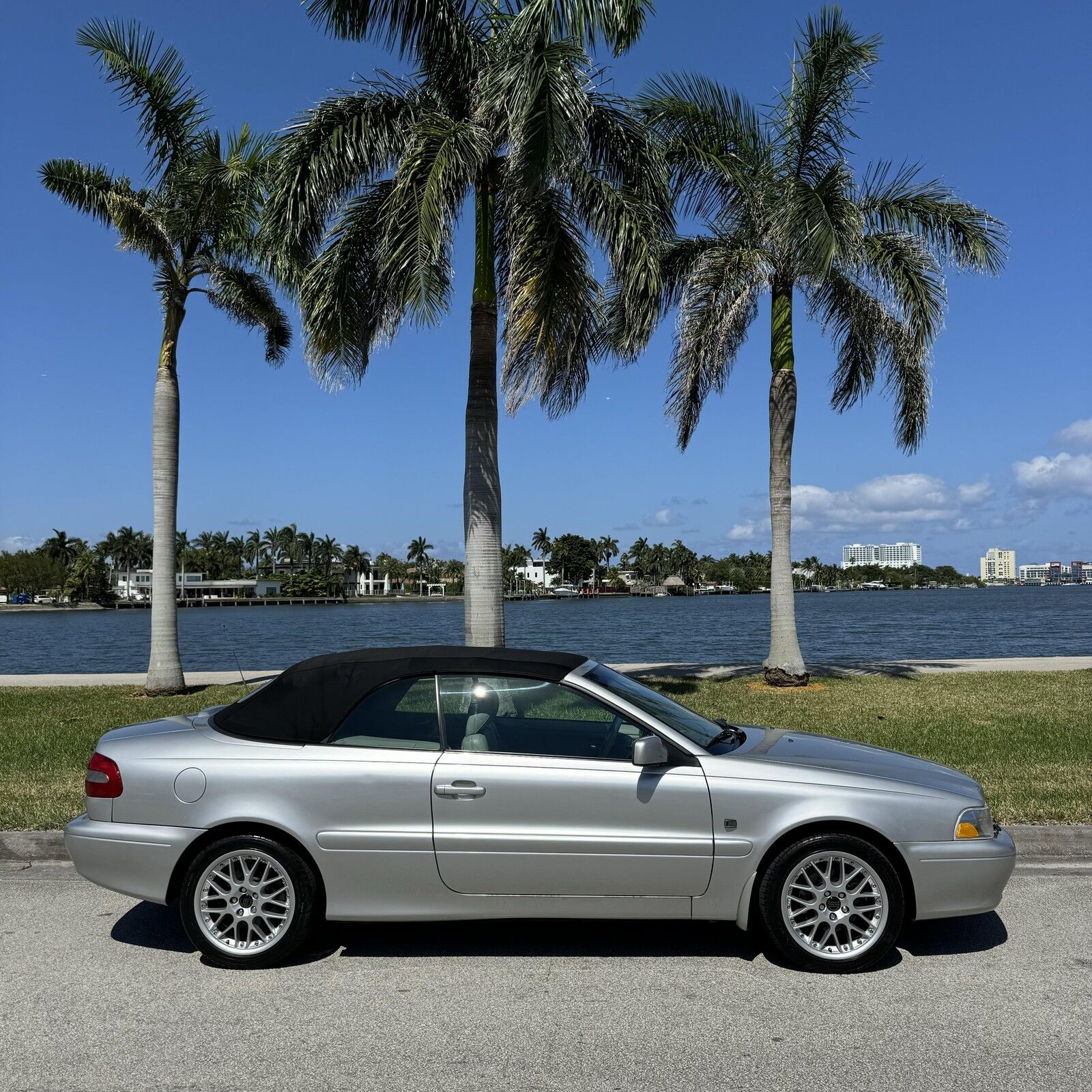 Volvo C70