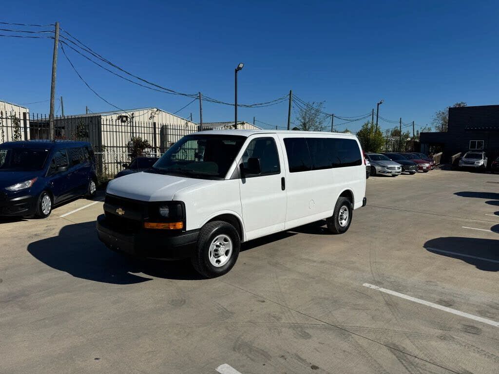 2014 CHEVROLET Express