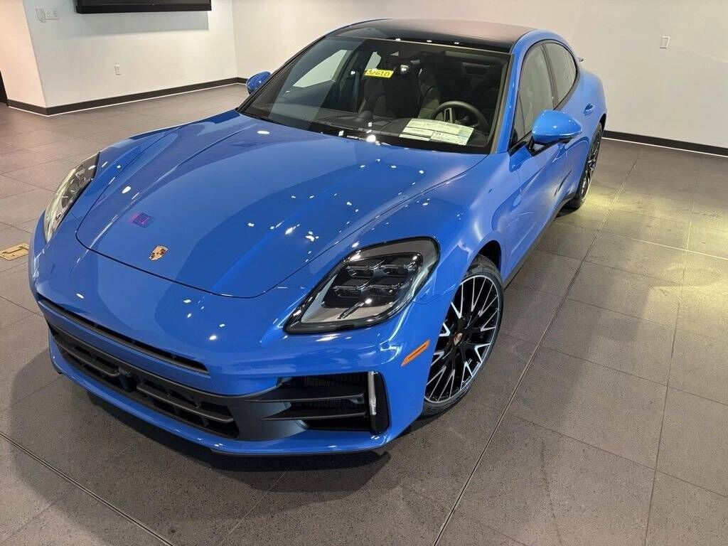 2026 PORSCHE Panamera