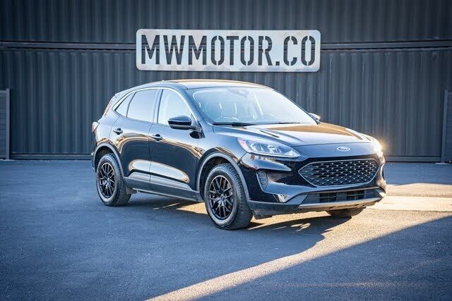 2021 FORD Escape