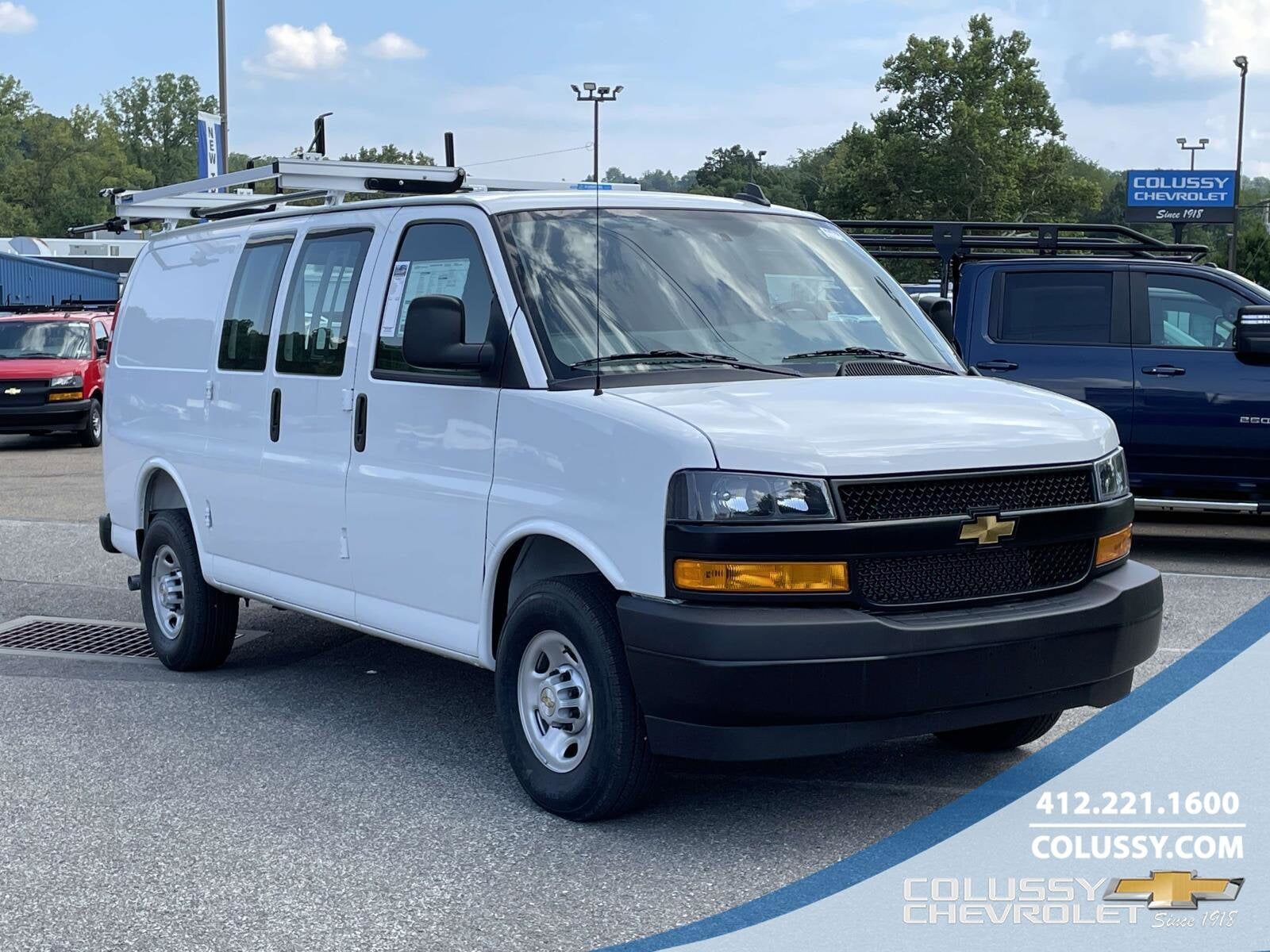 2025 CHEVROLET Express