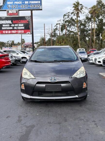 Toyota Prius C