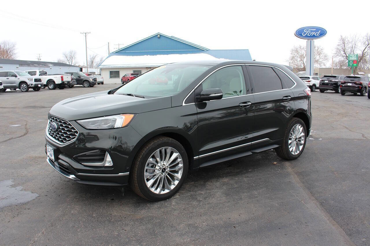 2024 FORD Edge