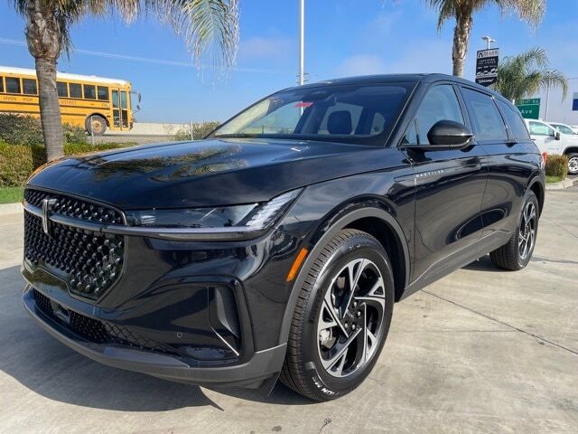 2026 LINCOLN Nautilus