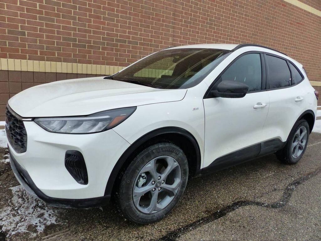 2025 FORD Escape