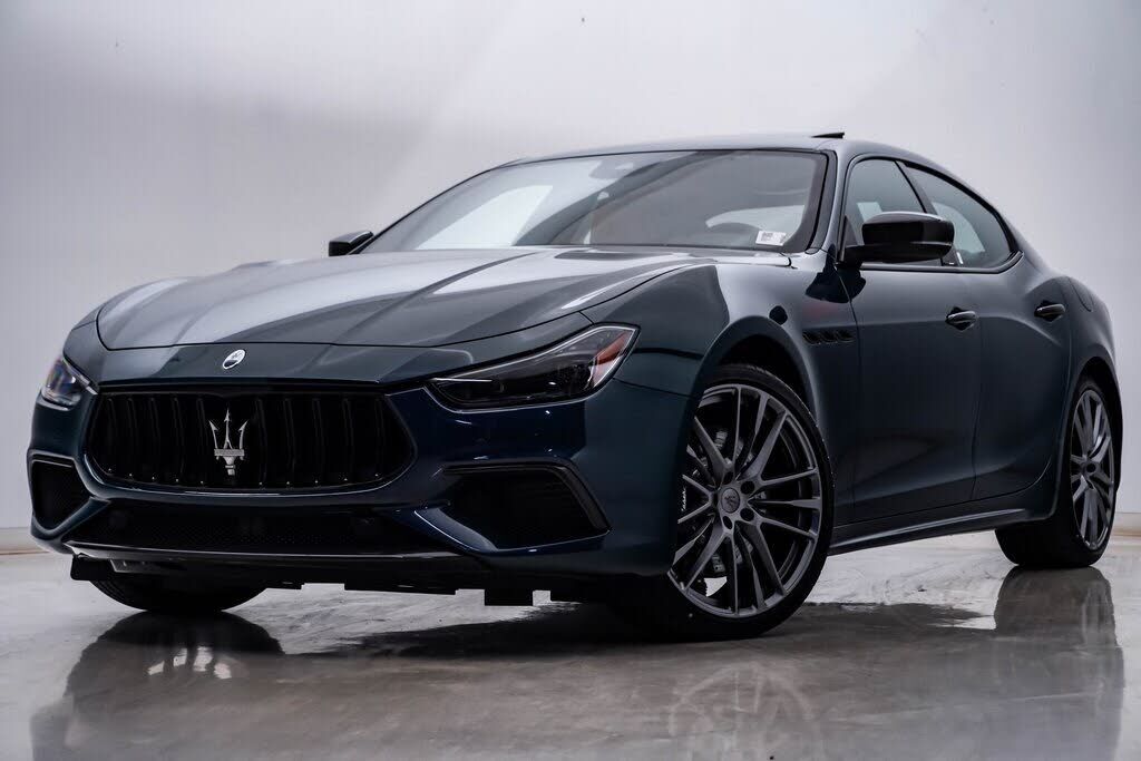 2024 MASERATI Ghibli