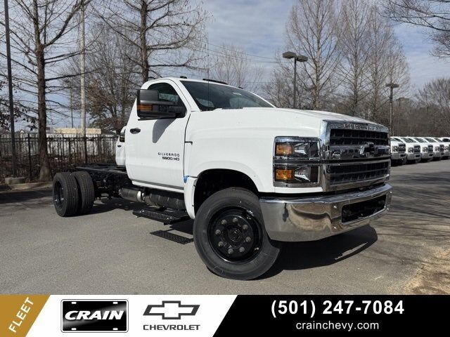 2024 GMC Silverado Medium Duty