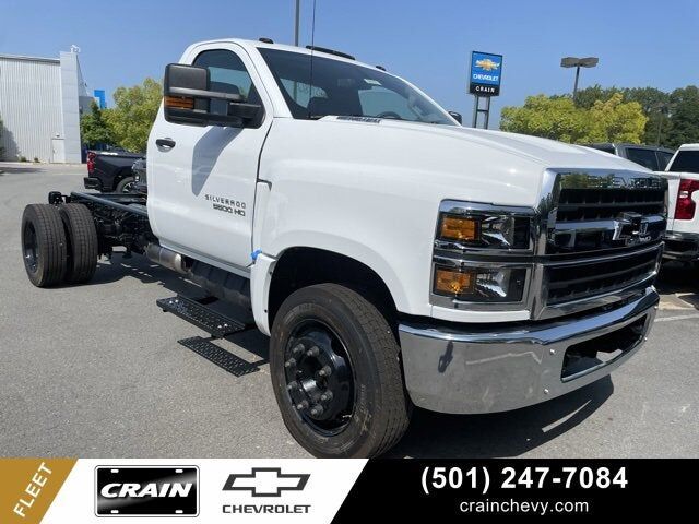 2024 GMC Silverado Medium Duty