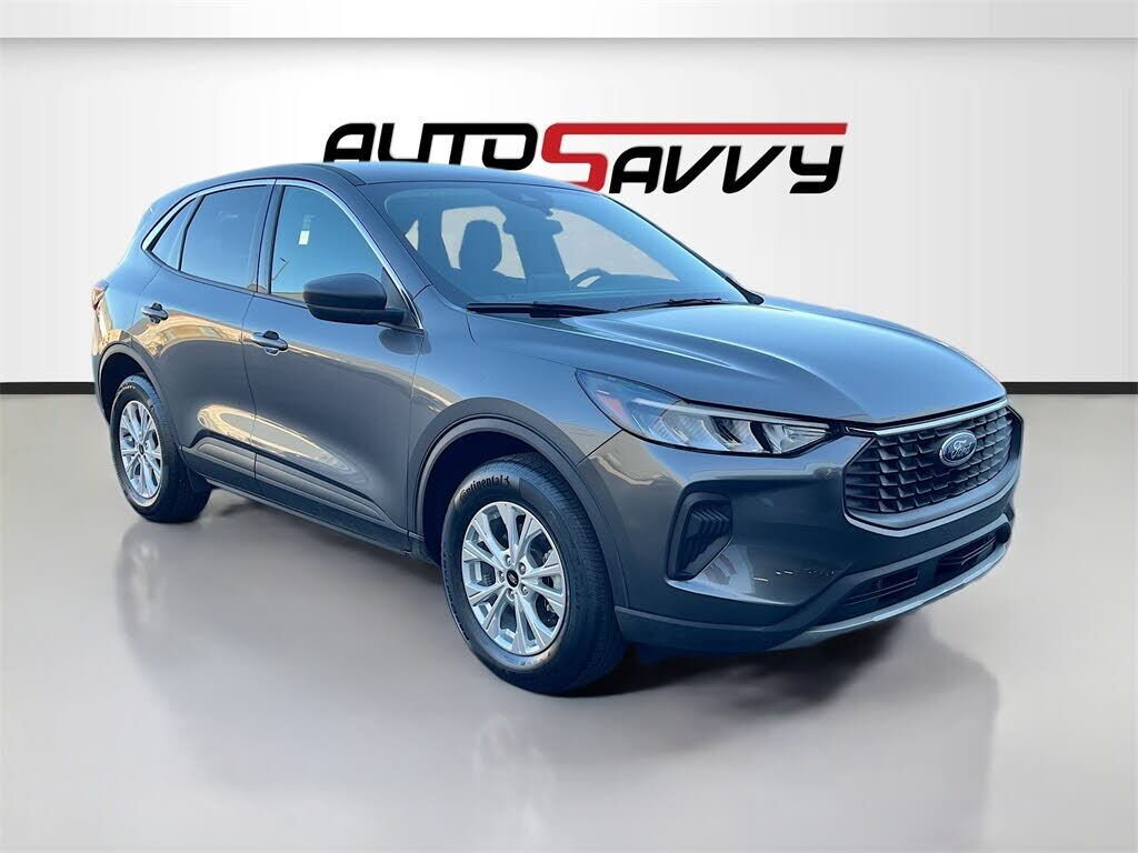 2023 FORD Escape