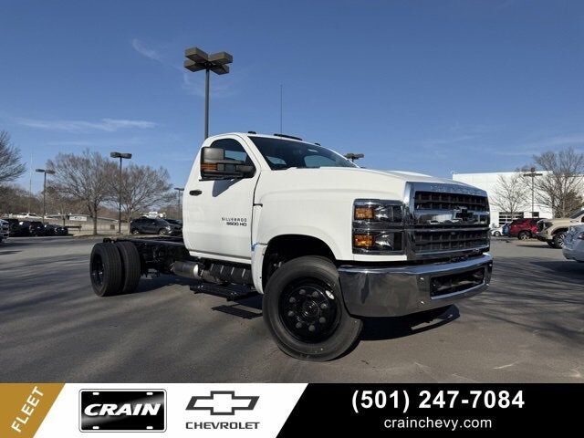 2024 GMC Silverado Medium Duty