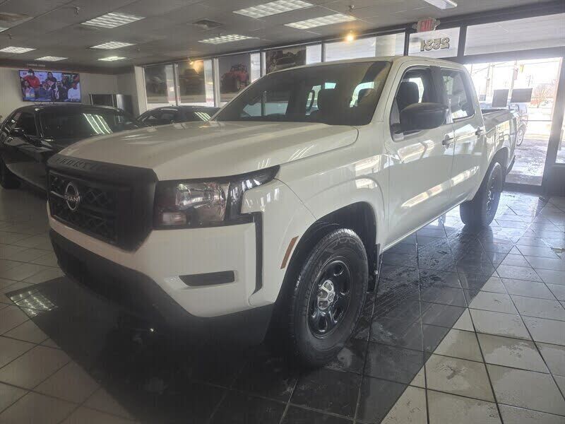 2022 NISSAN Frontier