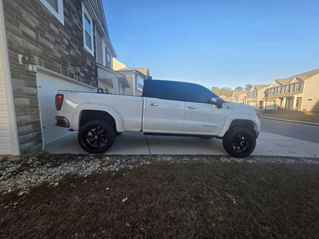 2022 GMC Sierra