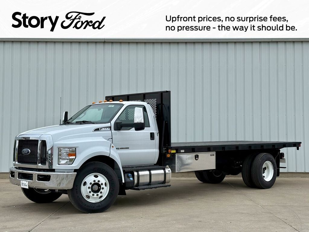 2025 FORD F-650