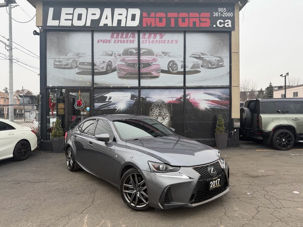 Lexus IS