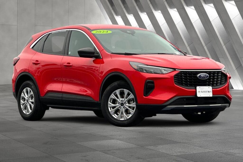 2024 FORD Escape