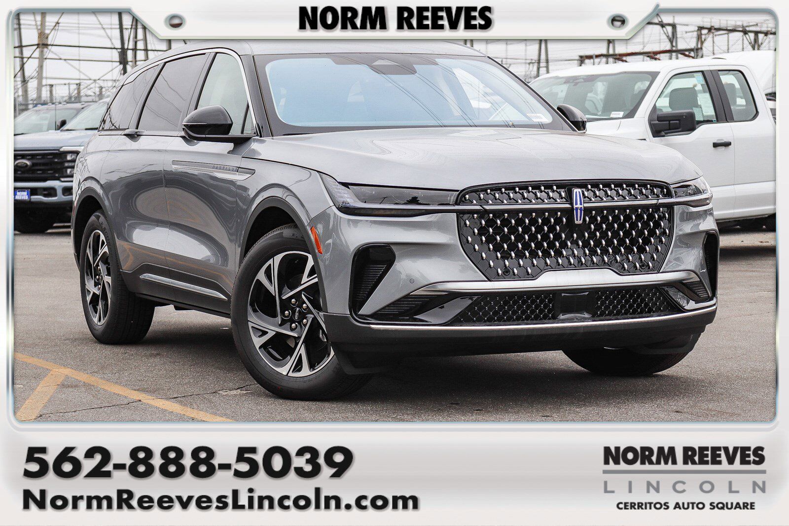 2025 LINCOLN Nautilus