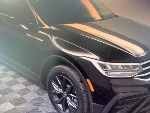 2023 VOLKSWAGEN Tiguan