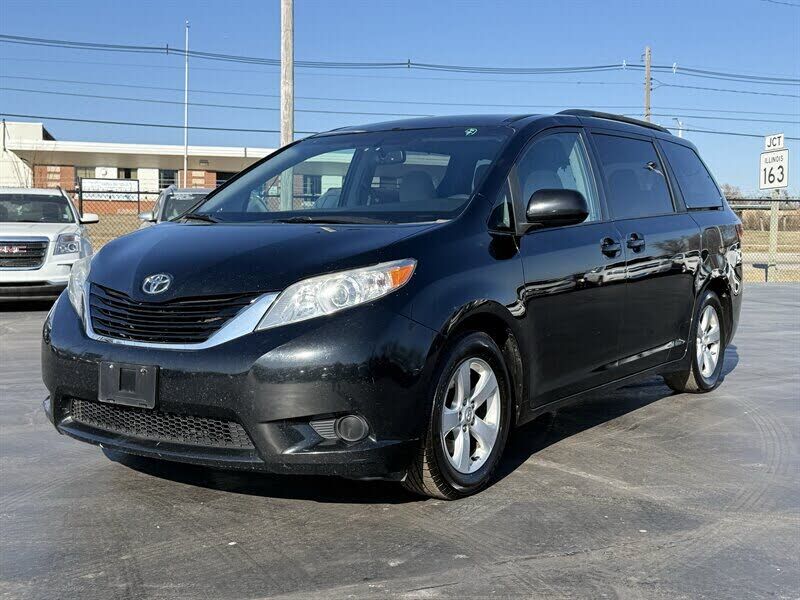 2015 TOYOTA Sienna