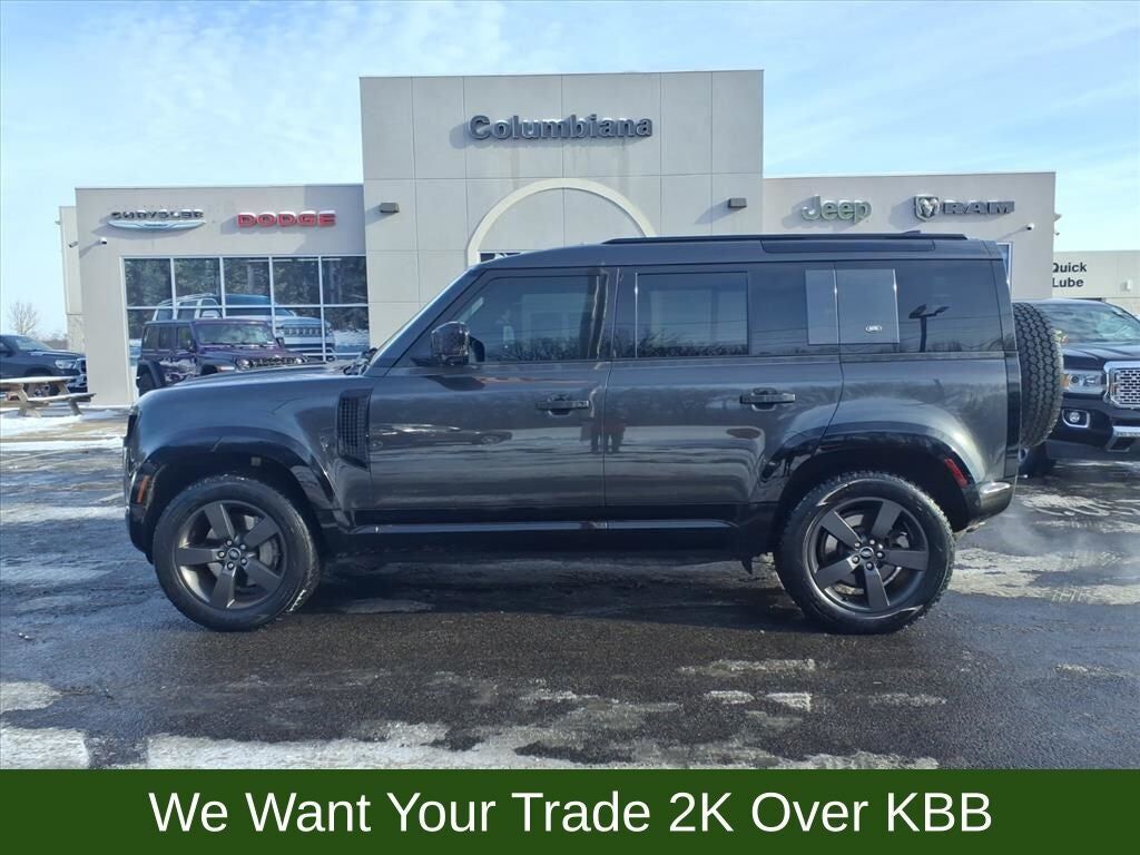 2023 LAND ROVER Defender