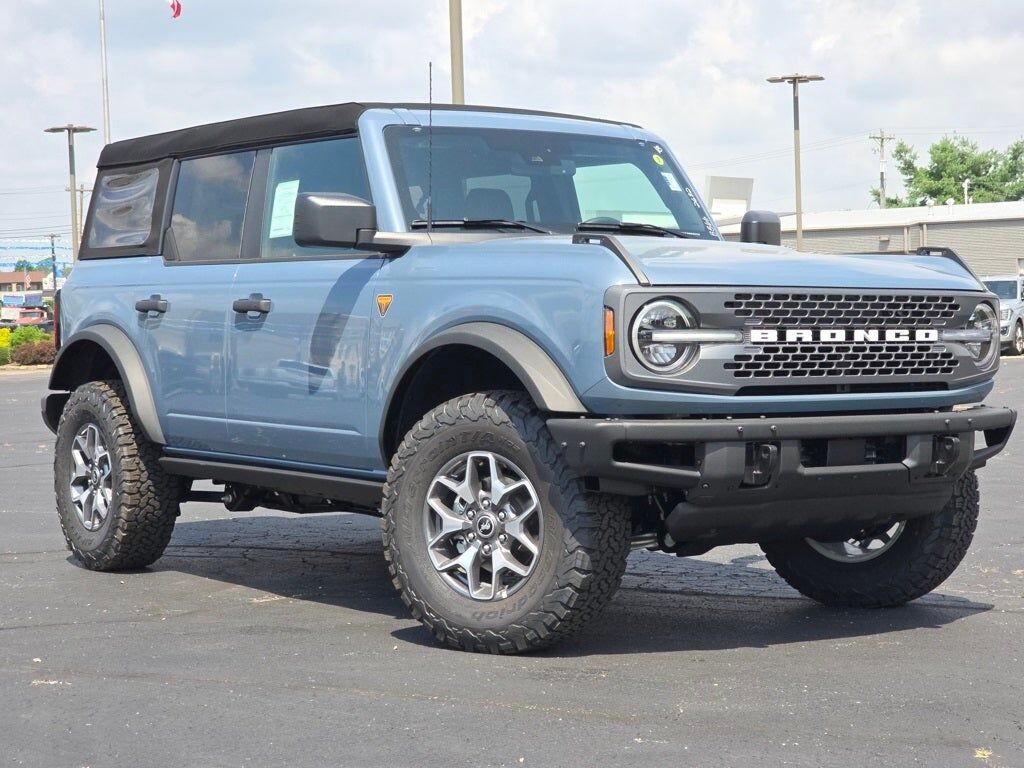 2025 FORD Bronco