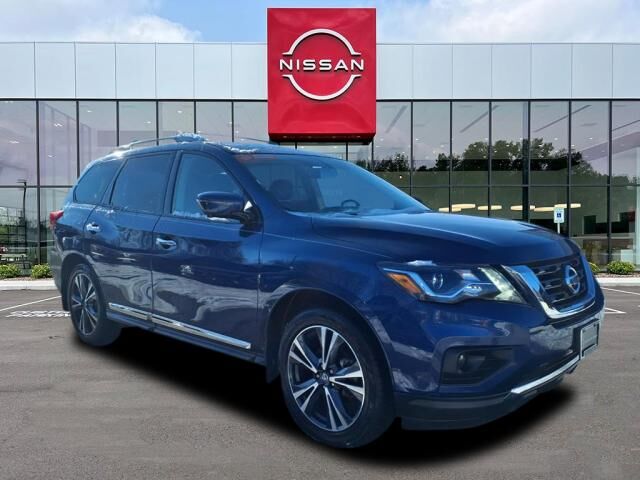 2020 NISSAN Pathfinder