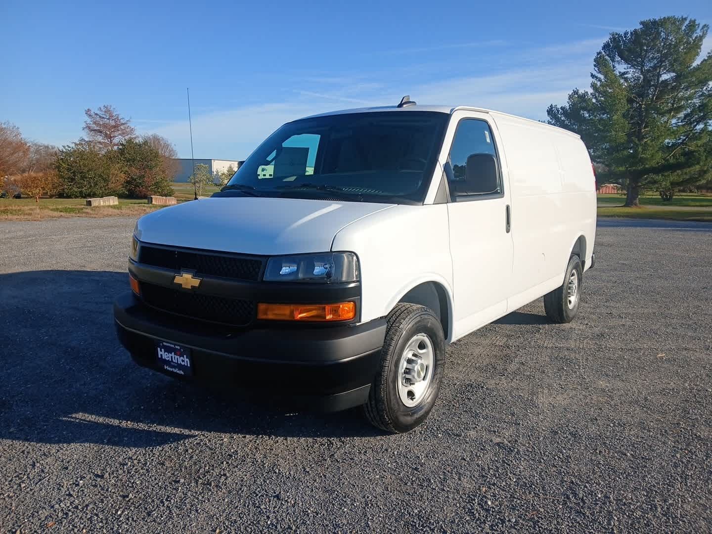 2025 CHEVROLET Express