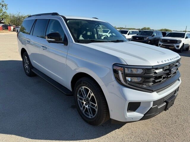 2025 FORD Expedition