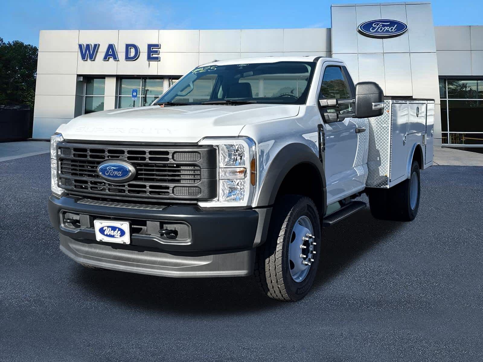 2024 FORD F-600