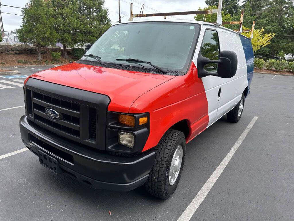 2013 FORD E-250