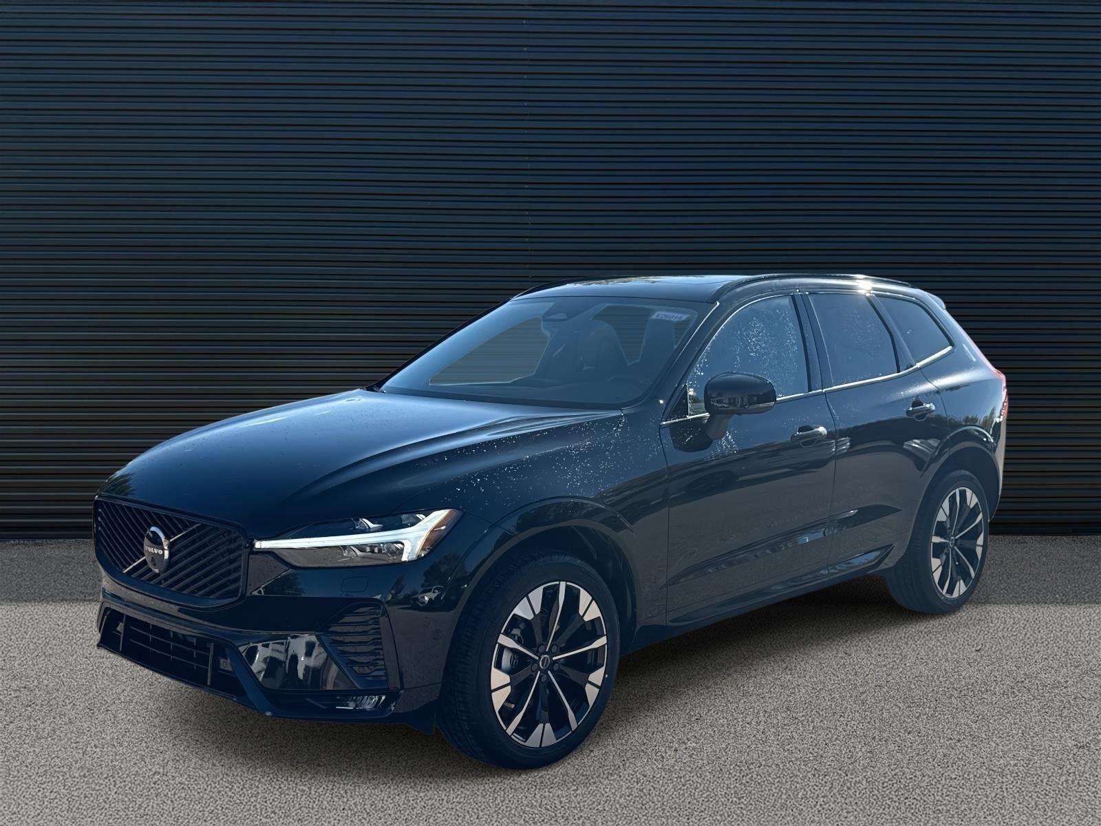 2026 VOLVO XC60