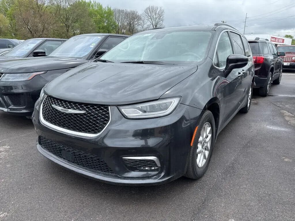2022 CHRYSLER Pacifica