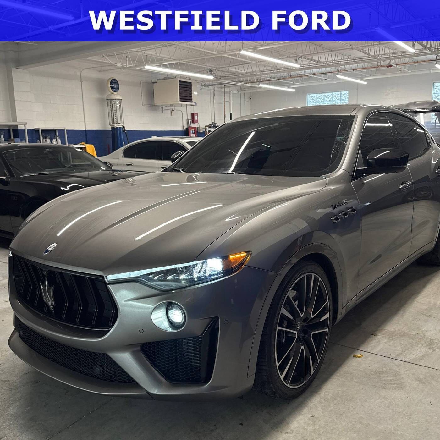 2022 MASERATI Levante